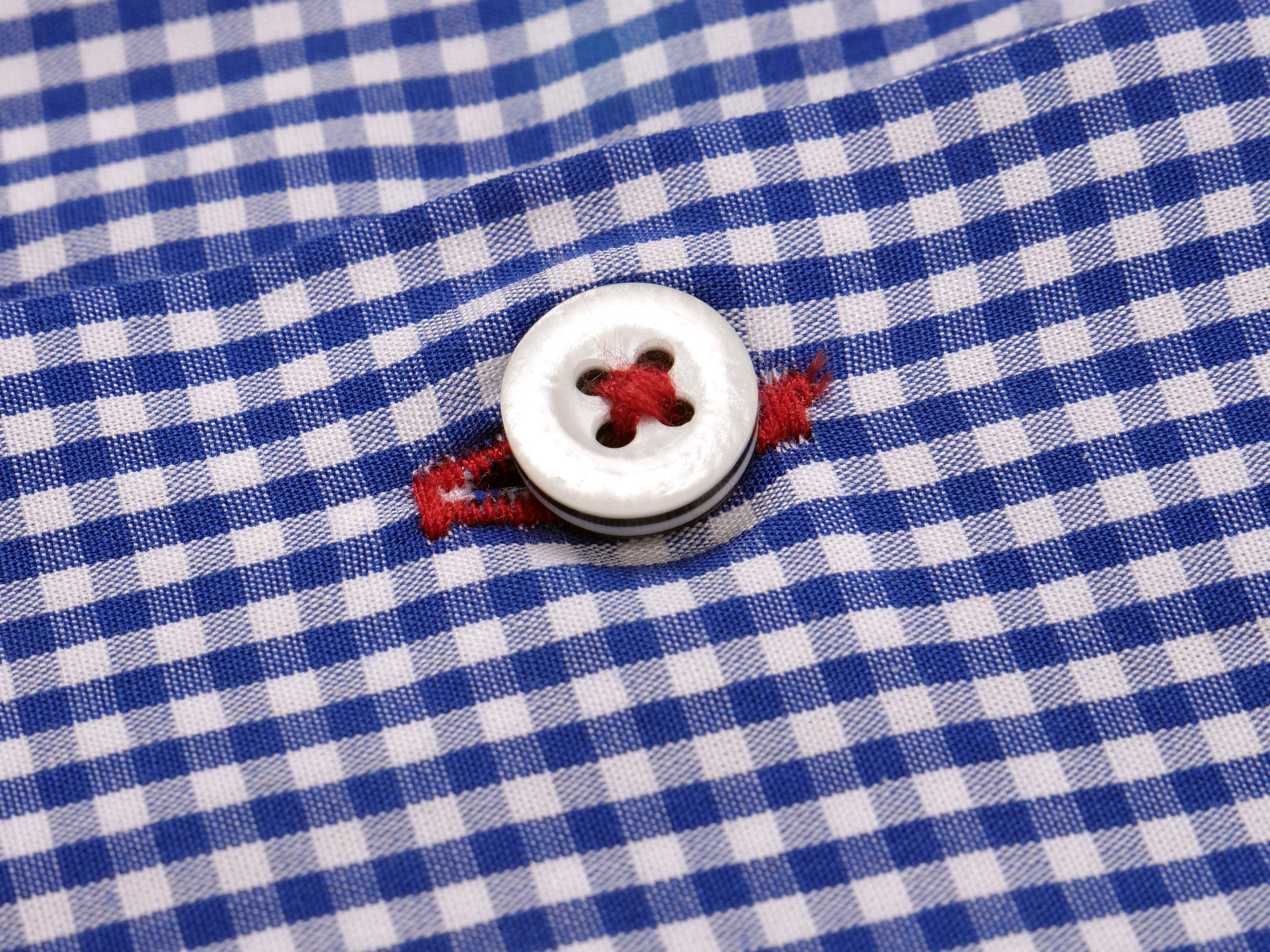 Langarmhemd modern fit aus Baumwolle mit Haifisch-Kragen von Daniel Fey