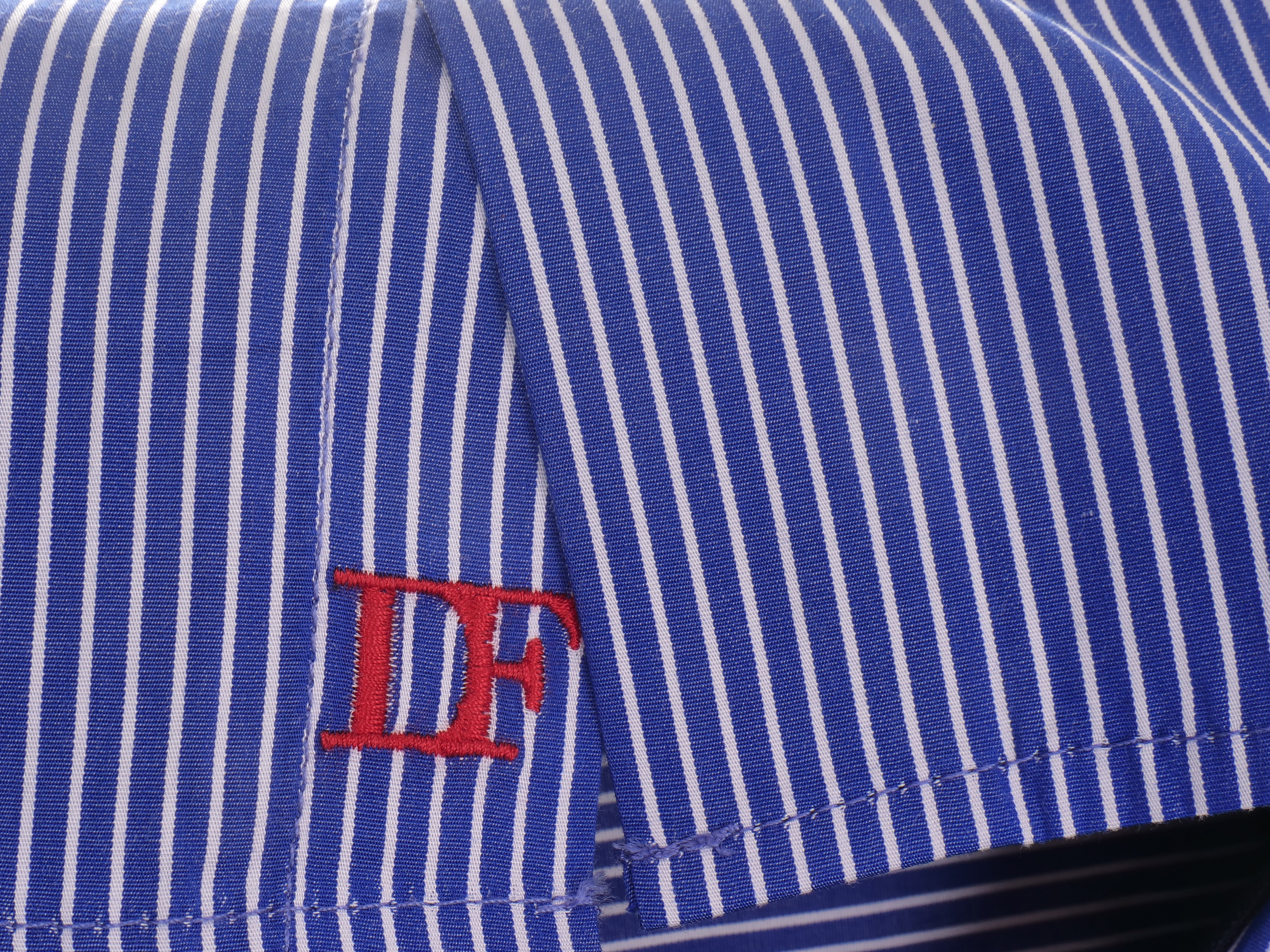 Langarmhemd modern fit aus Baumwolle mit Haifisch-Kragen von Daniel Fey