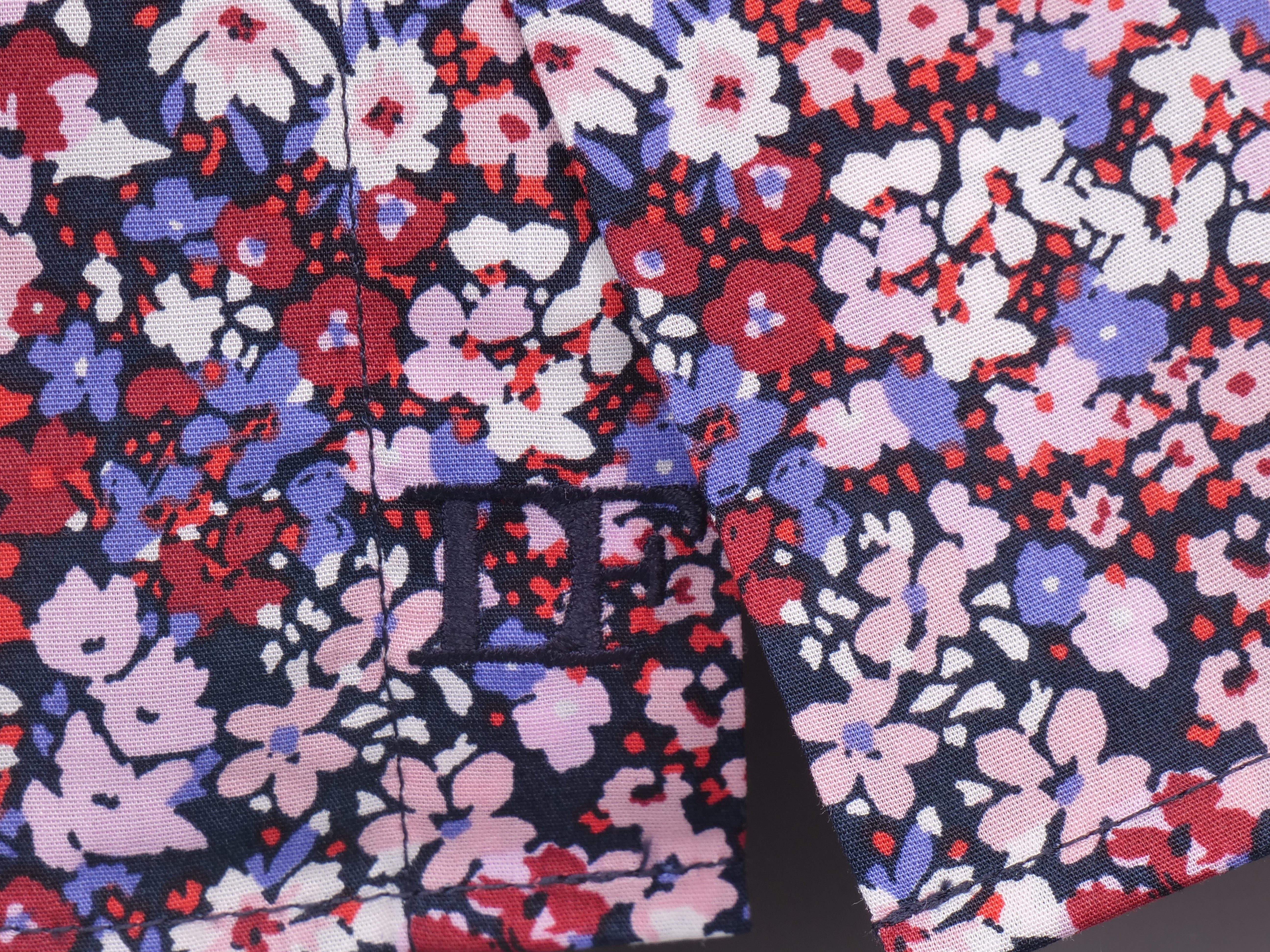 Langarmhemd modern fit aus Baumwolle mit Haifisch-Kragen von Daniel Fey