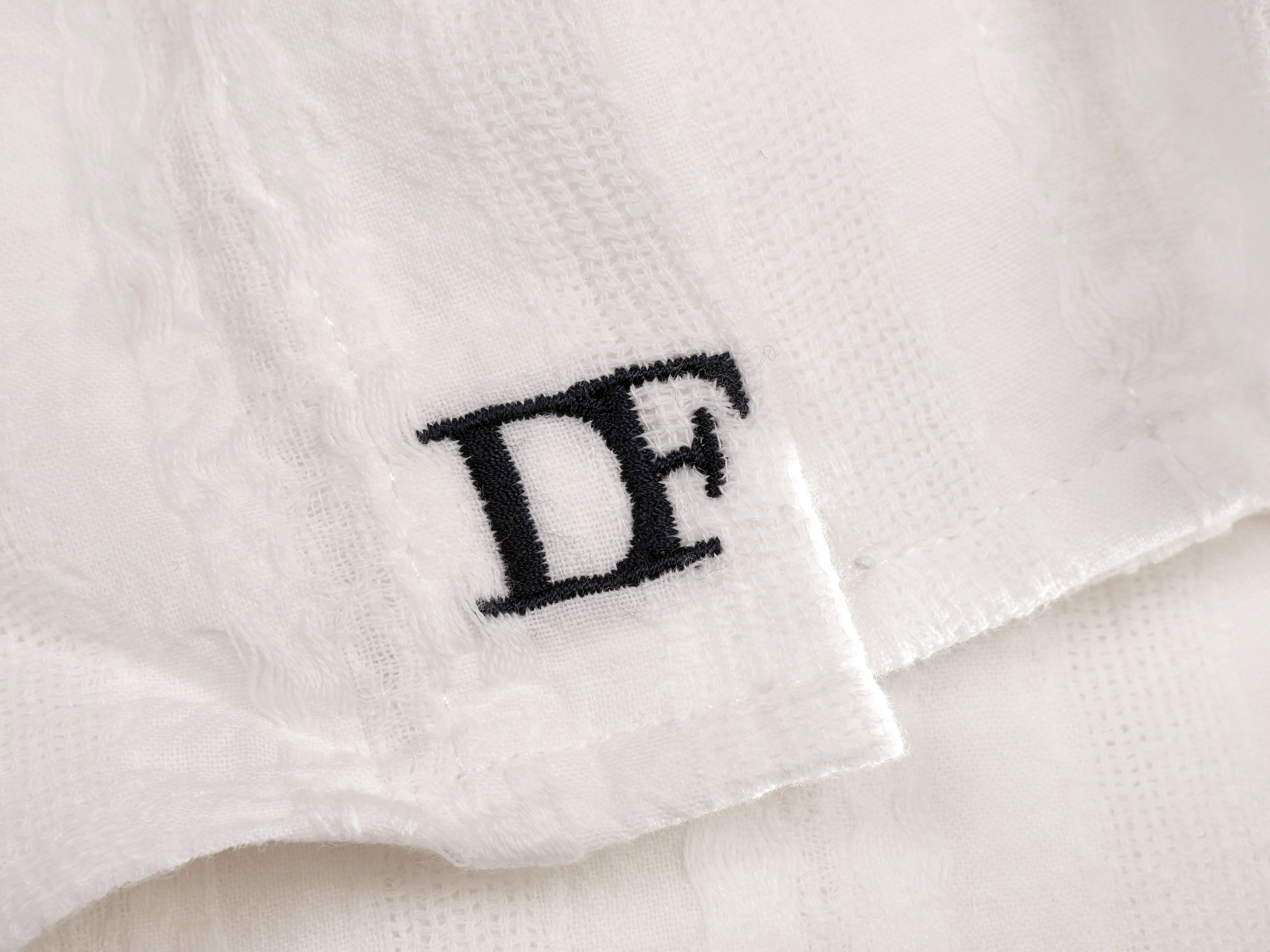 Langarmhemd modern fit aus Baumwolle mit Kent-Kragen und Brusttasche von Daniel Fey