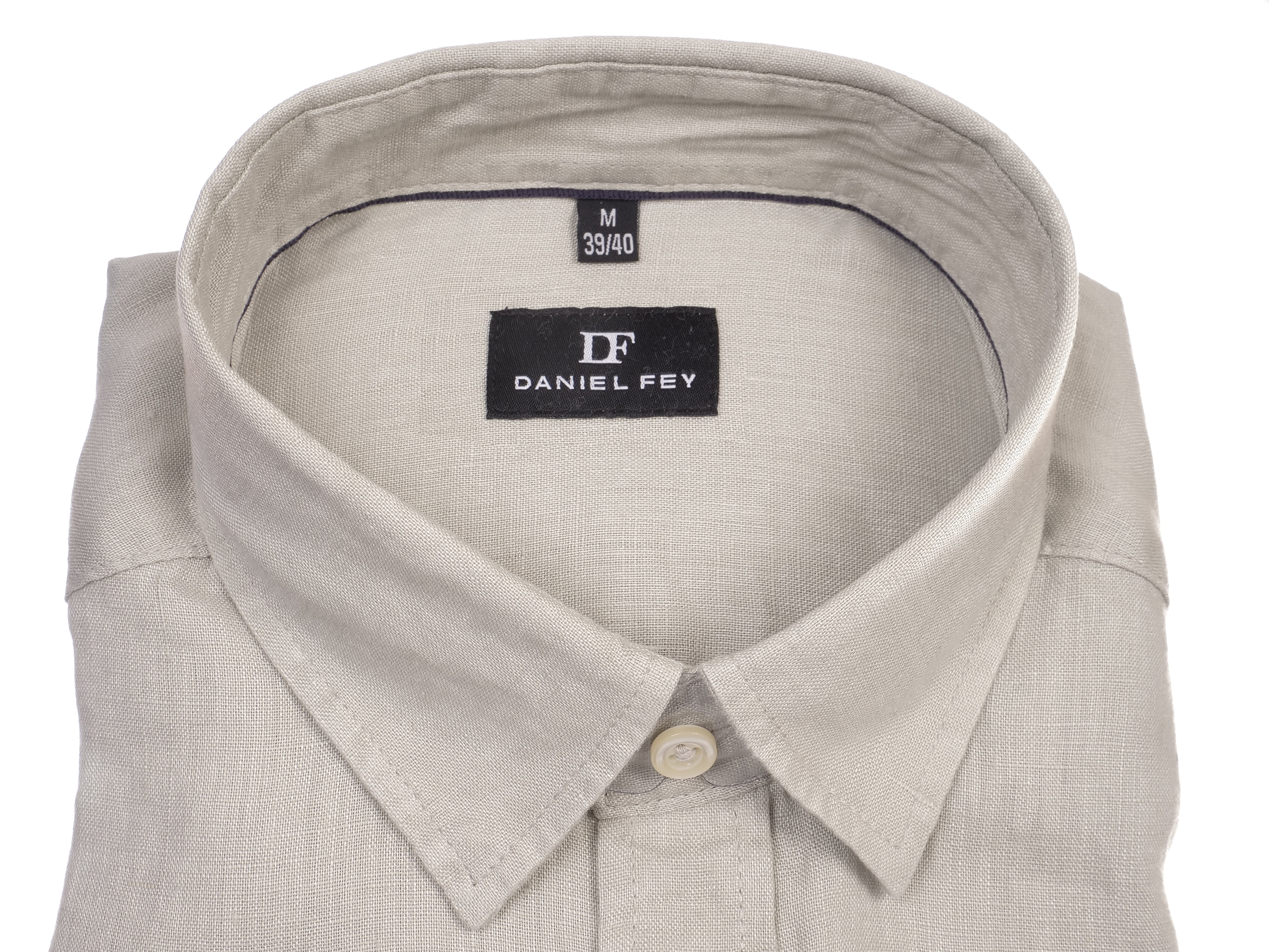 Langarmhemd modern fit aus Leinen mit Kent-Kragen und Brusttasche von Daniel Fey